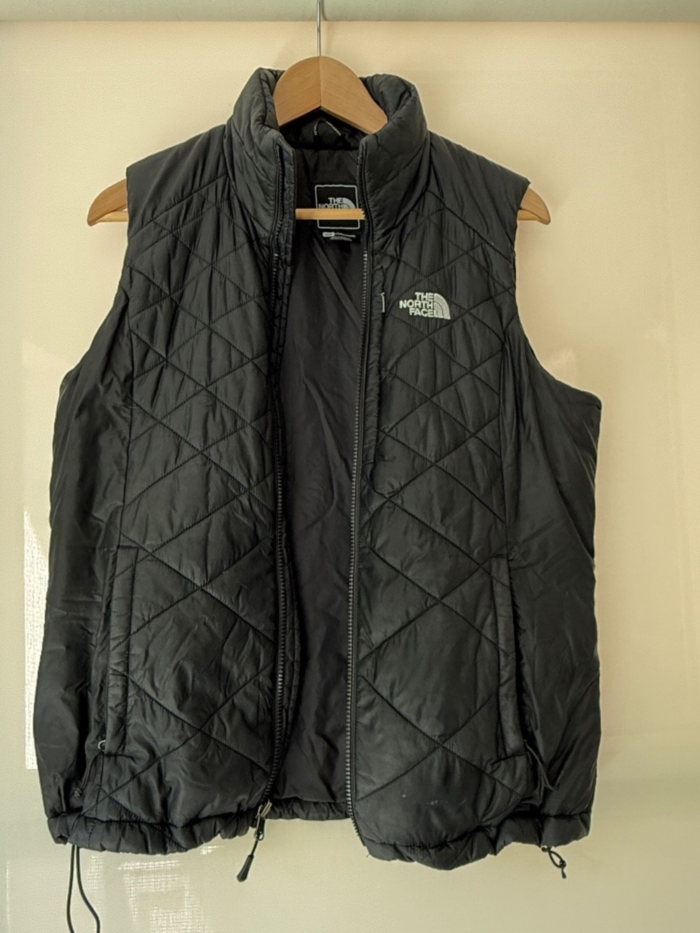 The North Face PrimaLoft Insulated Vest Women's M Black Quilted Full Zip Hiking